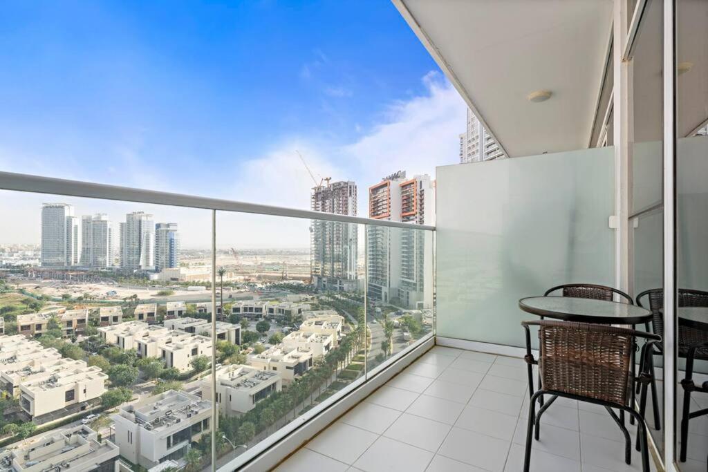 Apartment Cozy In Damac Hills Dubai